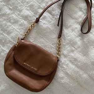 Michael Kors Zipped Foldover Top Crossbody Bag